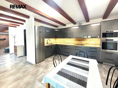 Prodej domu 232 m², pozemek 263 m²