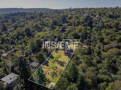 Prodej stavebního pozemku 1653 m²