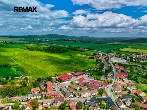 Prodej domu 200 m², pozemek 1223 m²