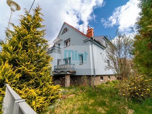 Prodej domu 250 m², pozemek 661 m²