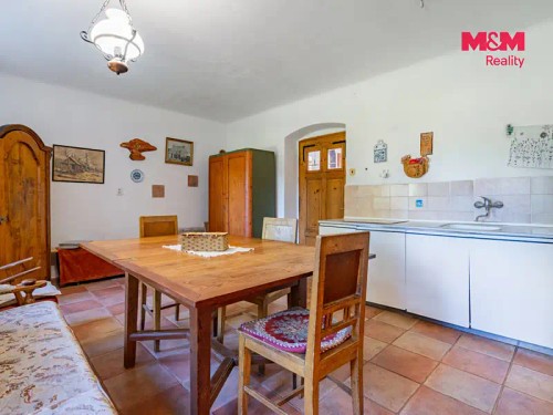 Prodej domu 245 m², pozemek 13625 m²