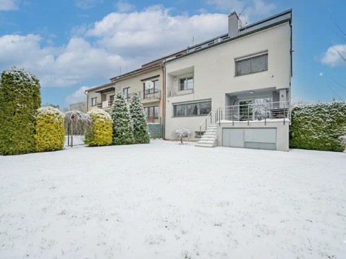 Prodej domu 378 m², pozemek 498 m²