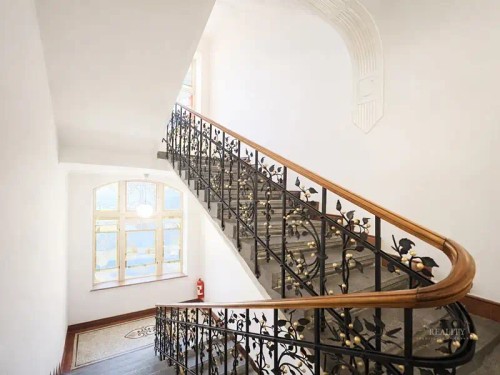 Prodej bytu 4+kk 158 m²