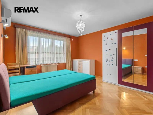 Prodej domu 570 m², pozemek 1464 m²