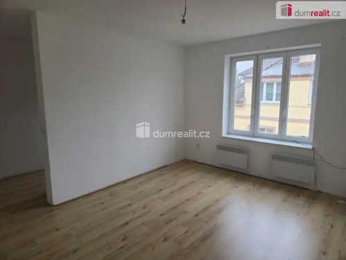 Prodej bytu 4+kk 72 m²