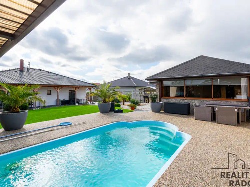 Prodej domu 137 m², pozemek 1000 m²