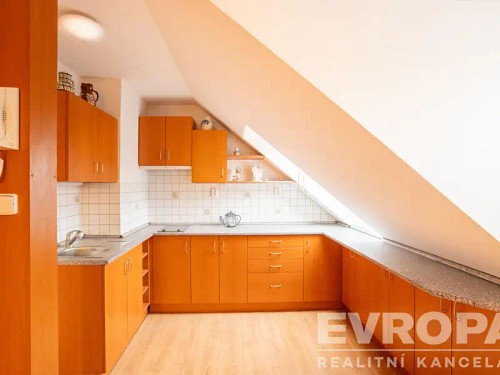 Prodej domu 180 m², pozemek 175 m²