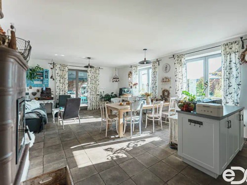 Prodej domu 366 m², pozemek 920 m²