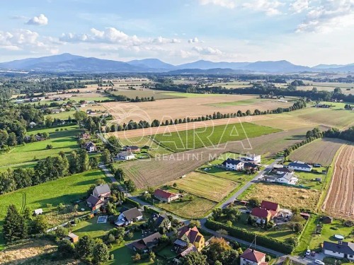 Prodej stavebního pozemku 2139 m²