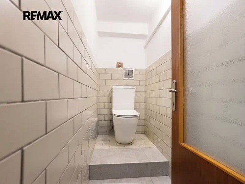 Prodej domu 385 m², pozemek 199 m²