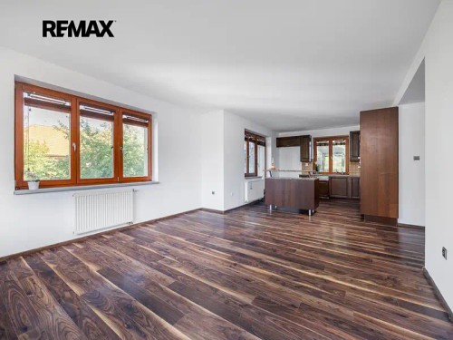 Prodej domu 210 m², pozemek 1140 m²
