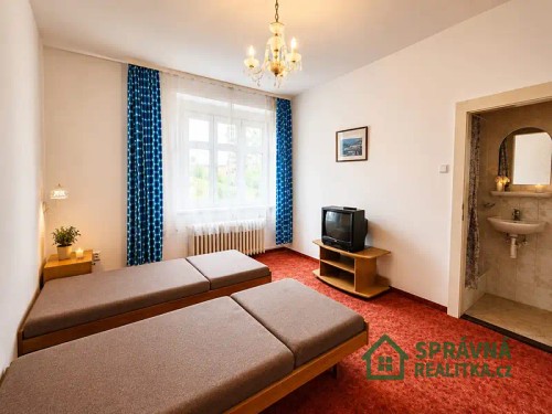 Prodej domu 298 m², pozemek 666 m²