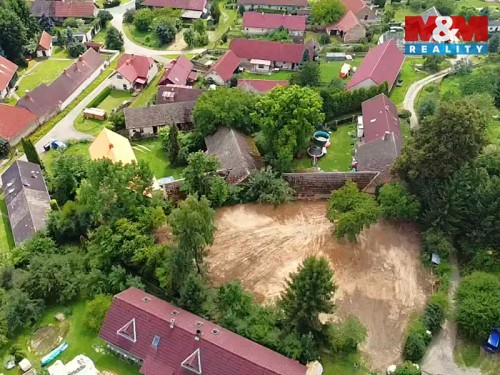 Prodej stavebního pozemku 961 m²