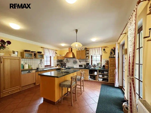 Prodej chalupy 400 m², pozemek 2527 m²