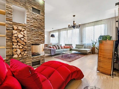 Prodej domu 298 m², pozemek 712 m²