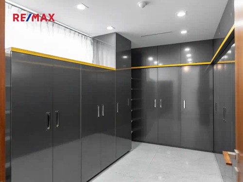 Prodej domu 365 m², pozemek 623 m²