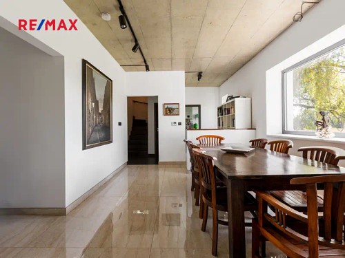 Prodej vily 330 m², pozemek 600 m²