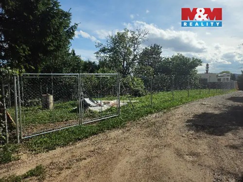 Prodej stavebního pozemku 1272 m²