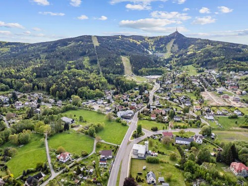 Prodej stavebního pozemku 2518 m²