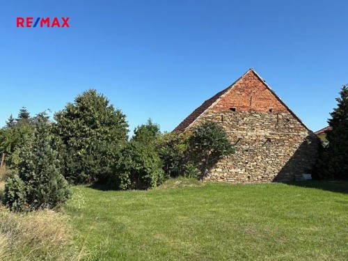 Prodej domu 790 m², pozemek 1193 m²