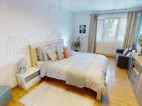 Prodej domu 345 m², pozemek 792 m²