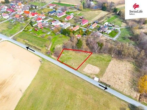 Prodej stavebního pozemku 1328 m²