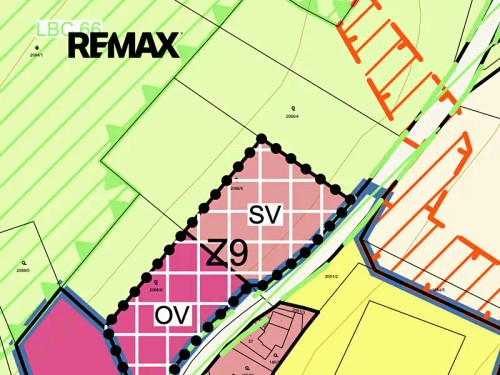 Prodej stavebního pozemku 8204 m²