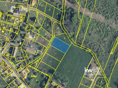 Prodej stavebního pozemku 1305 m²