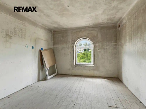 Prodej domu 735 m², pozemek 3134 m²