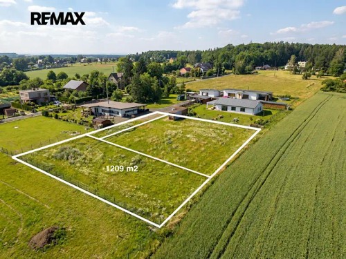 Prodej stavebního pozemku 1209 m²