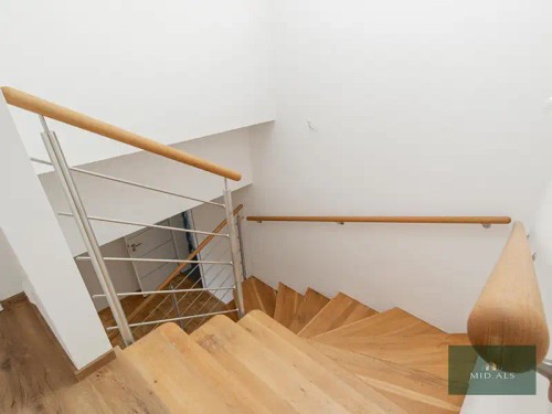 Prodej domu 240 m², pozemek 1011 m²