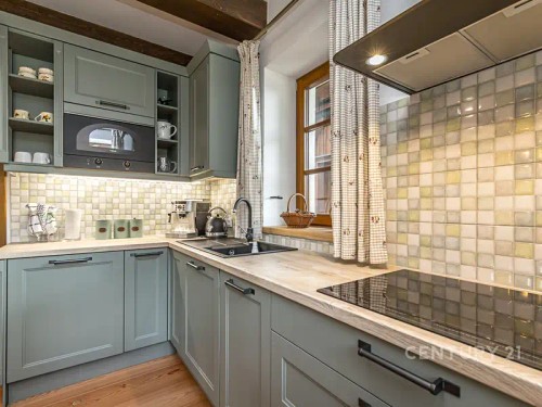 Prodej domu 293 m², pozemek 1605 m²