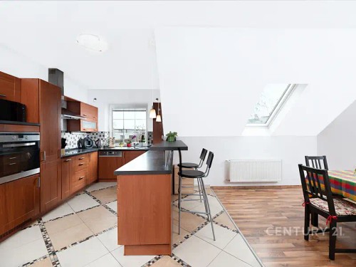 Prodej domu 498 m², pozemek 852 m²