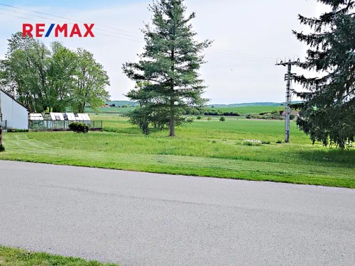 Prodej stavebního pozemku 2989 m²