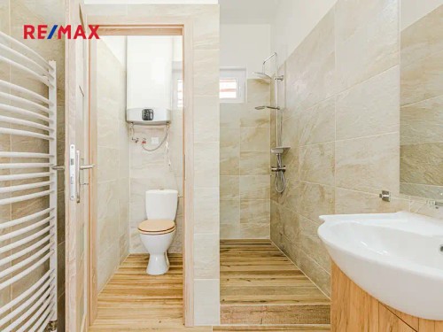 Prodej domu 200 m², pozemek 122 m²