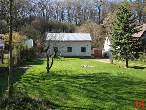 Prodej stavebního pozemku 1163 m²