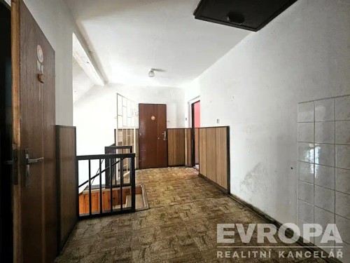 Prodej domu 287 m², pozemek 462 m²