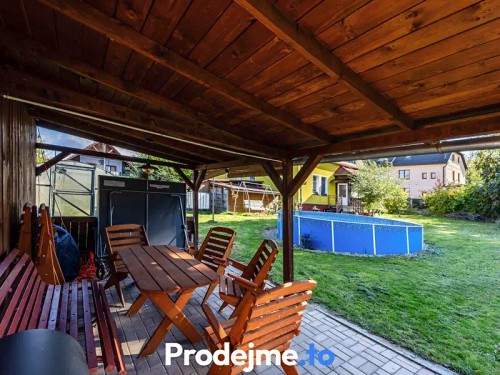 Prodej vily 220 m², pozemek 949 m²