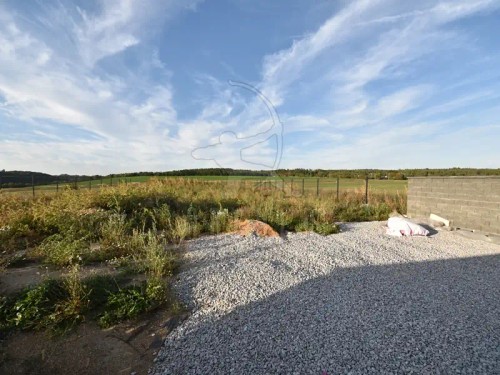 Prodej stavebního pozemku 800 m²