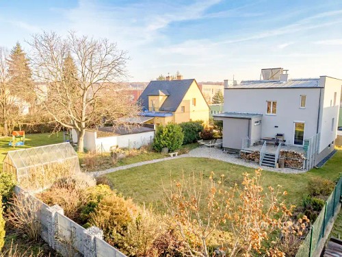 Prodej domu 218 m², pozemek 698 m²