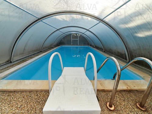 Prodej vily 354 m², pozemek 525 m²