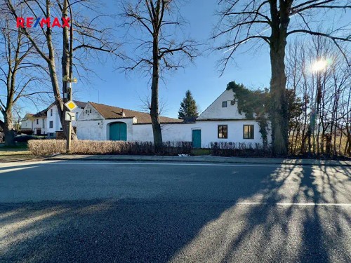 Prodej zemědělské usedlosti 877 m², pozemek 4154 m²