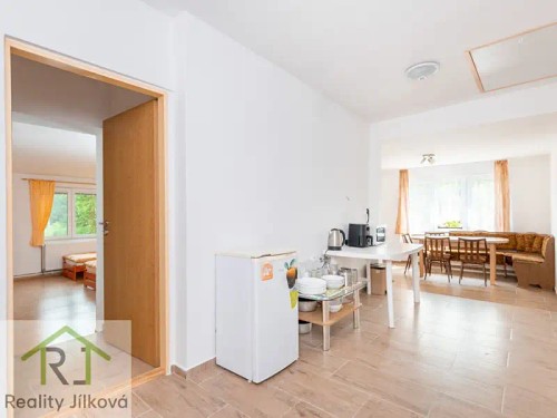 Prodej domu 300 m², pozemek 12289 m²