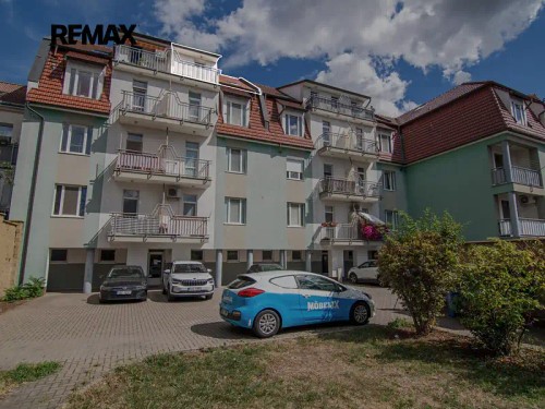 Prodej bytu 1+kk 54 m²