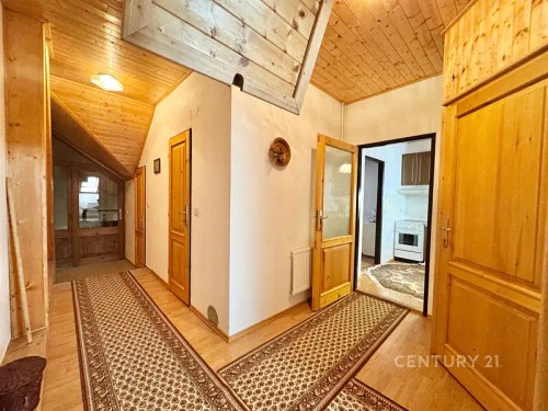 Prodej domu 350 m², pozemek 262 m²