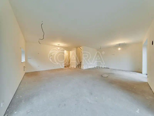 Prodej bytu 4+kk 132 m²