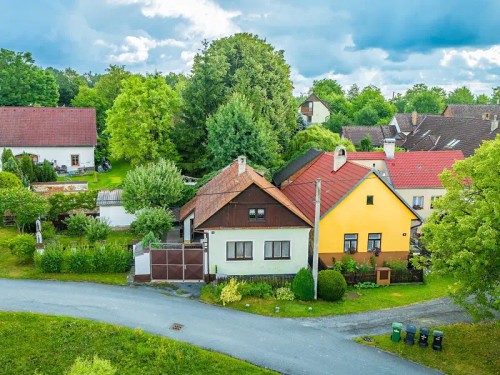 Prodej chalupy 62 m², pozemek 157 m²