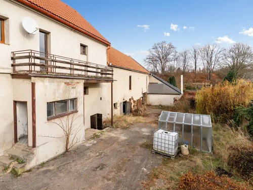 Prodaná  zemědělská usedlost 230 m², pozemek 614 m²