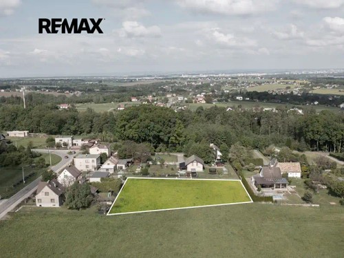 Prodej stavebního pozemku 2600 m²