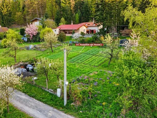 Prodej stavebního pozemku 704 m²